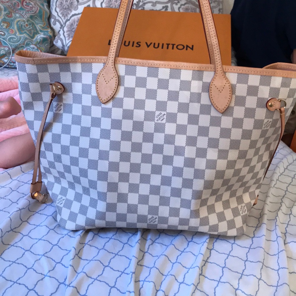 Louis Vuitton mm never full D.Azur
